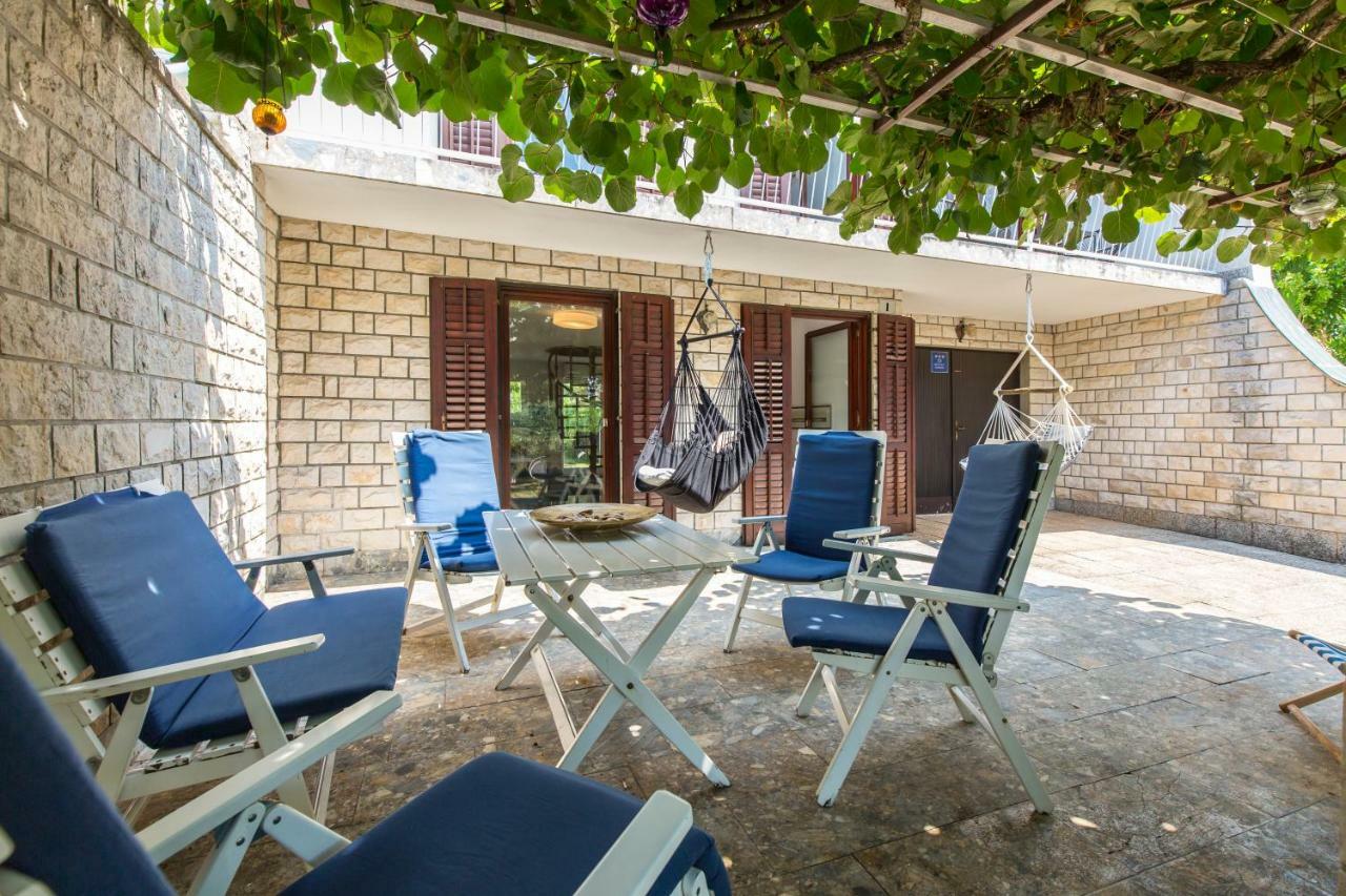 Casa Flora 3-Minutes' Walk From The Beach Villa Novigrad Istria Exterior foto